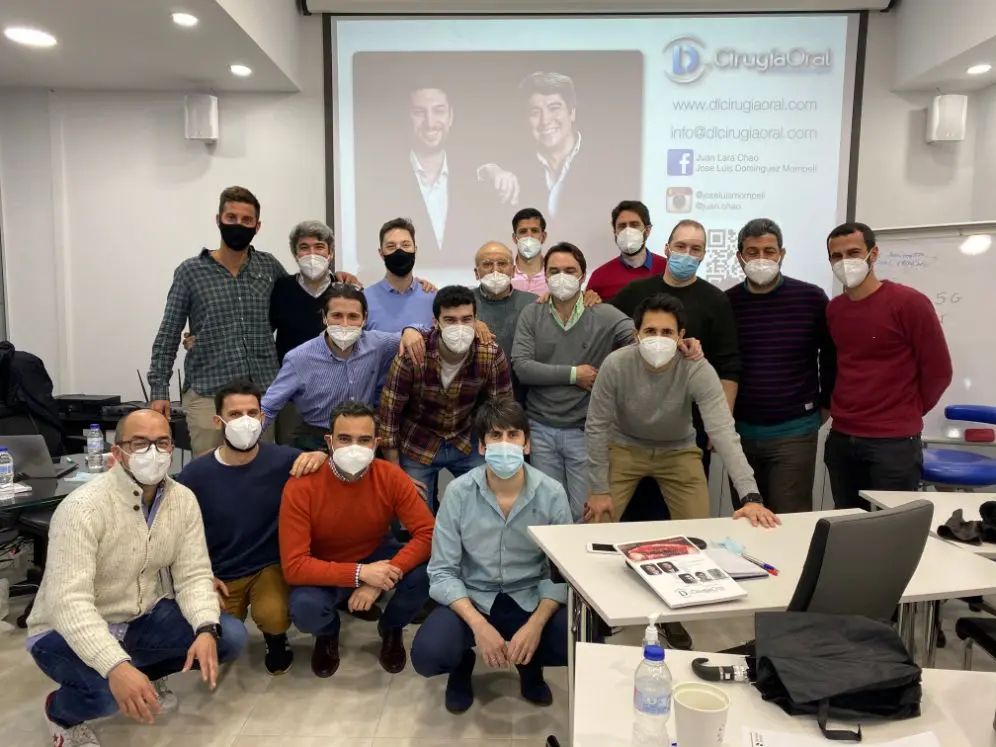 Participants of a past edition of the course